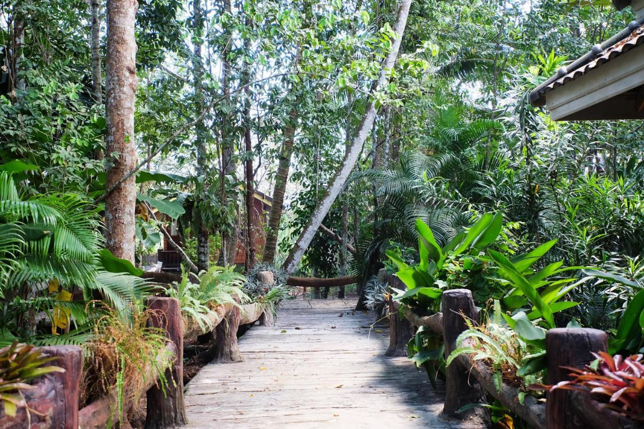 Oyo 604 Ruen Mai Horm Resort Trang Luaran gambar